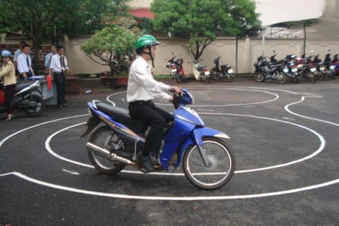HẠNG GIẤY PHÉP LÁI XE A1